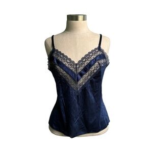 Vanity Fair lace trim camisole